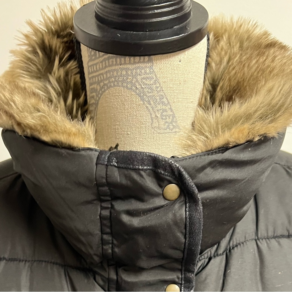 Y2K Black and Faux Fur Puffer Coat - Picture 7 of 15